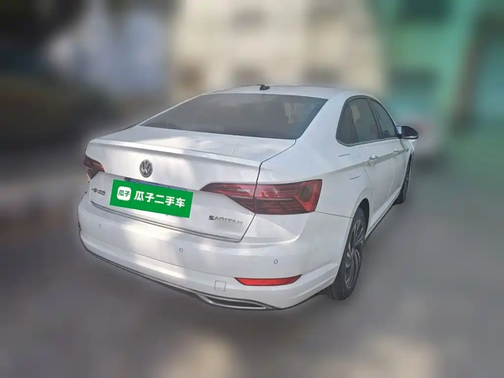 Photo 4 - Volkswagen Sagitar