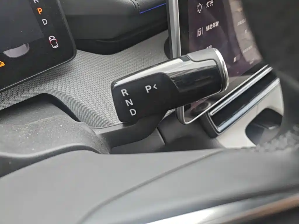 Photo 14 - Polestar 4