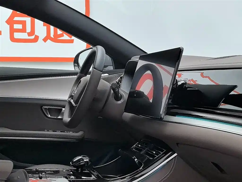 BYD Han 2025 DM-i 125KM Honor фото 23