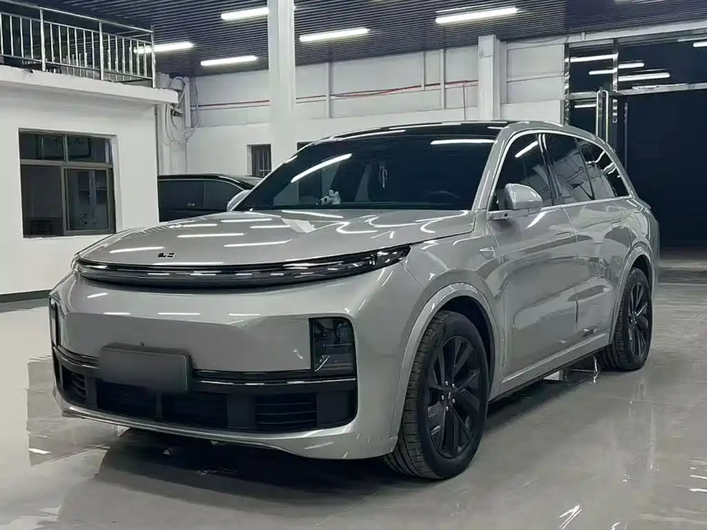 Li Auto Li L8 2023 Pro