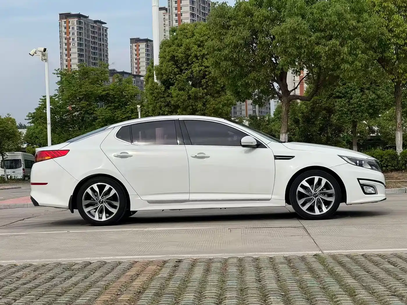 Kia K5 2014 2.0L Automatic LUXURY фото 5