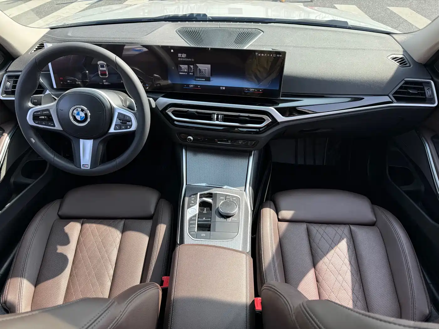 BMW 3 Series 2023 325Li M Sport Black Night Package фото 11
