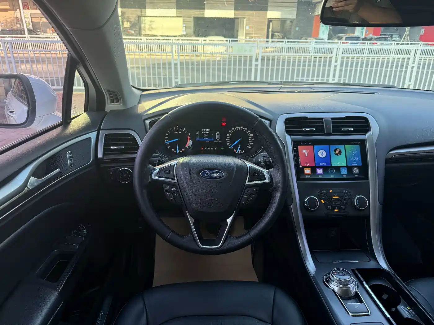 FORD MONDEO