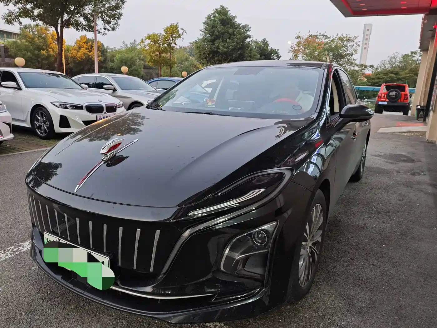 Hongqi Hongqi E-QM5 2022 431km Charging Enjoyment Edition