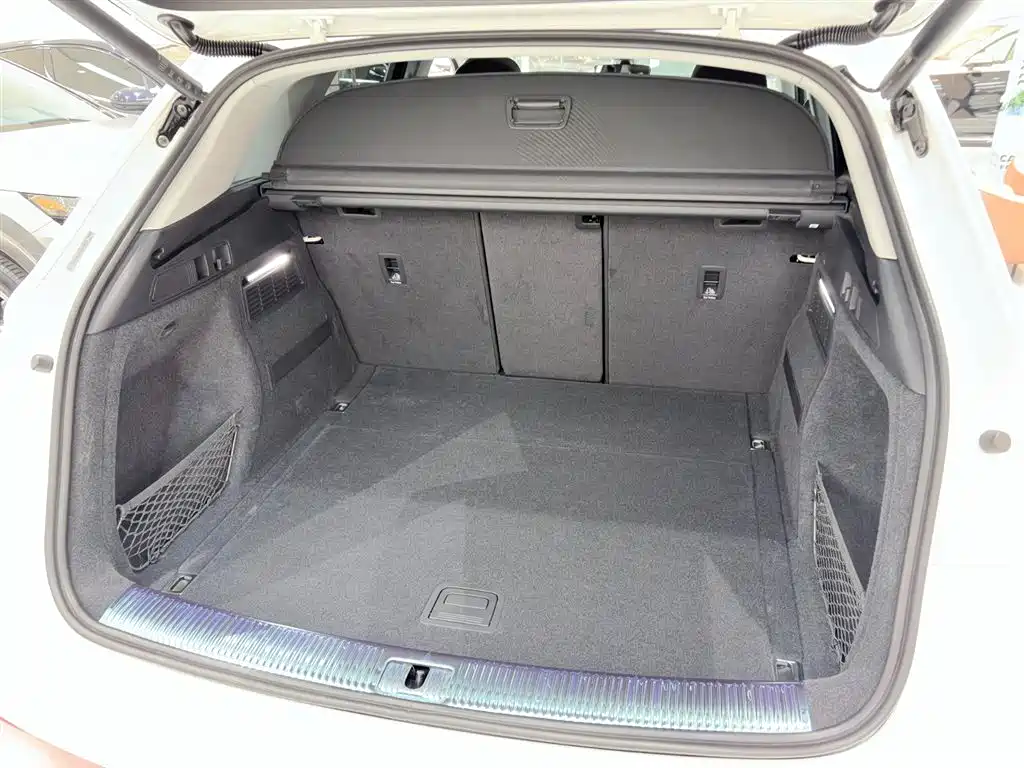 Audi Q5L 2022 40T Luxury Dynamic фото 18