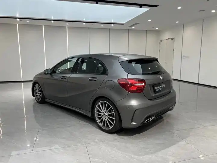 Mercedes-Benz A-Class (Import) 2016 A 200 Sport фото 16