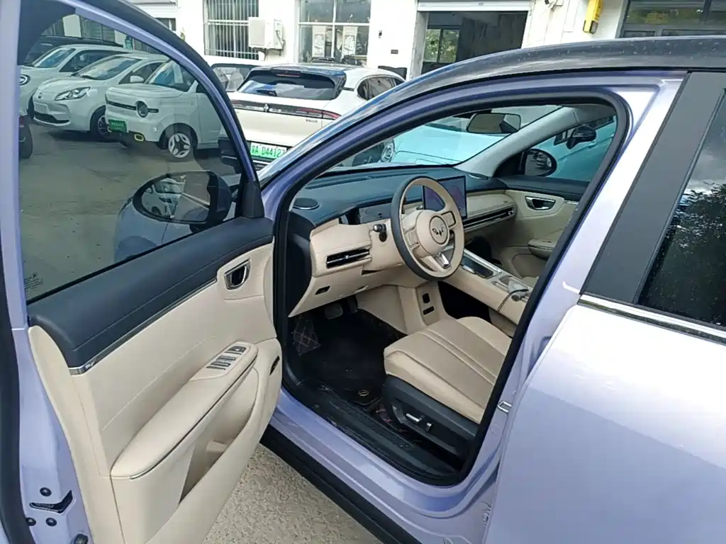 Фото 16 - Wuling Motors Wuling Bingo S