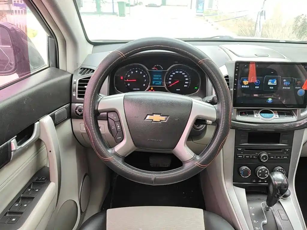 صورة 11 - Chevrolet Captiva