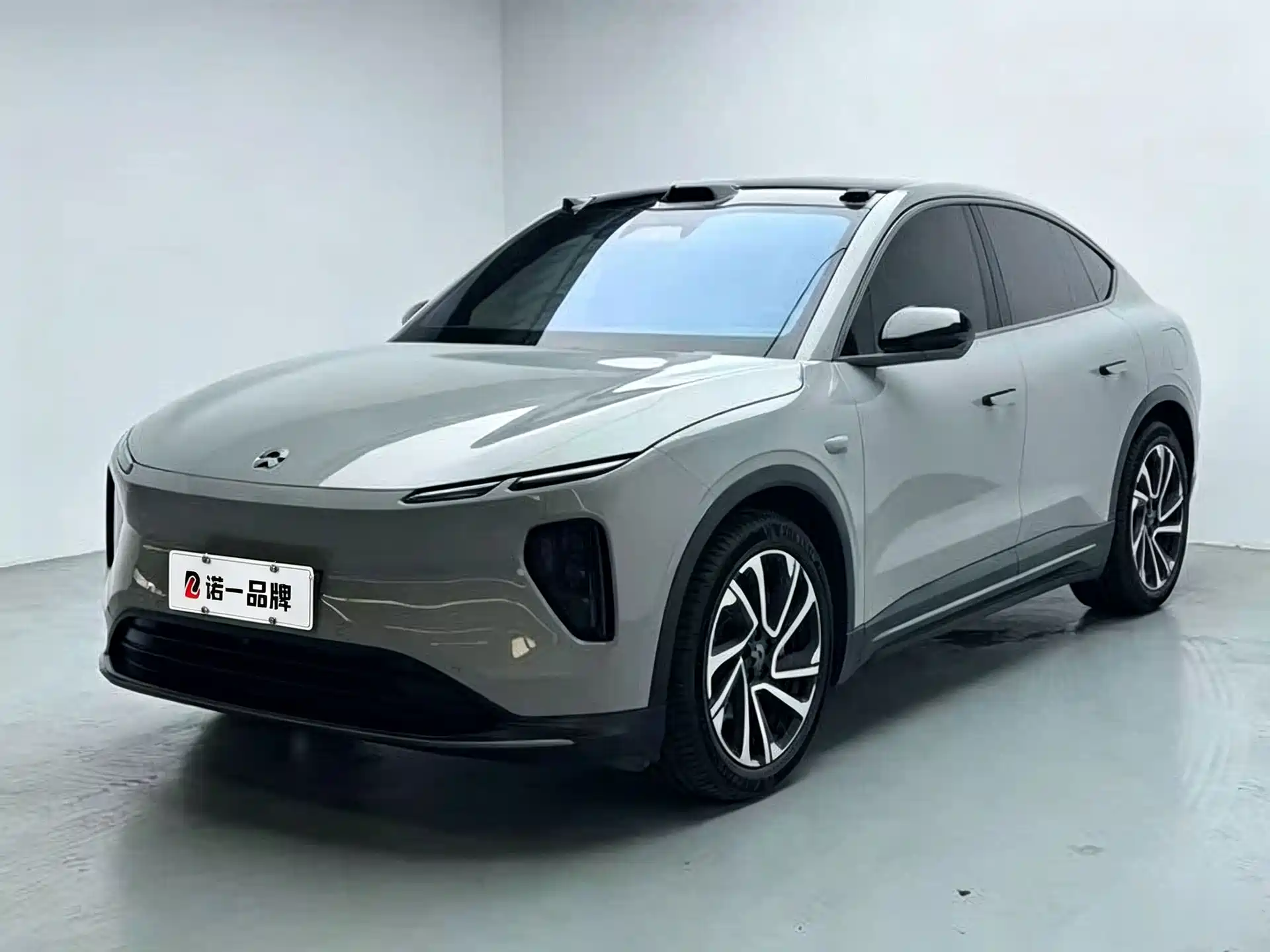 Фото 1 - NIO EC6