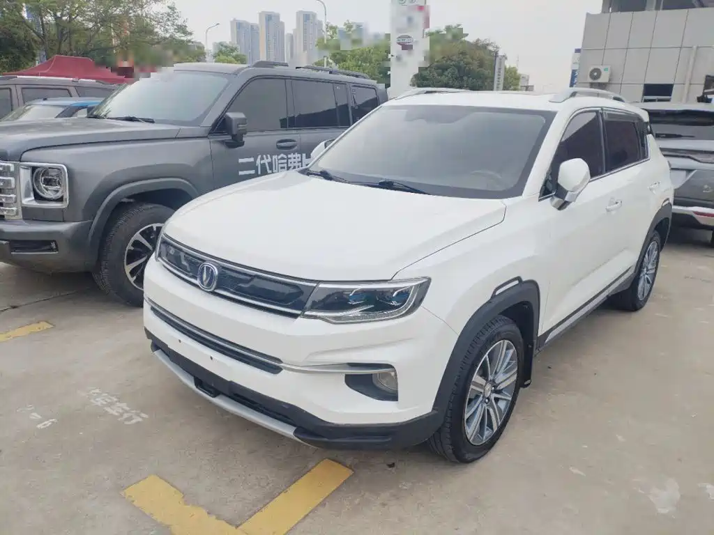 Changan CS35 PLUS 2018 1.6L Automatic Cool Connect China V