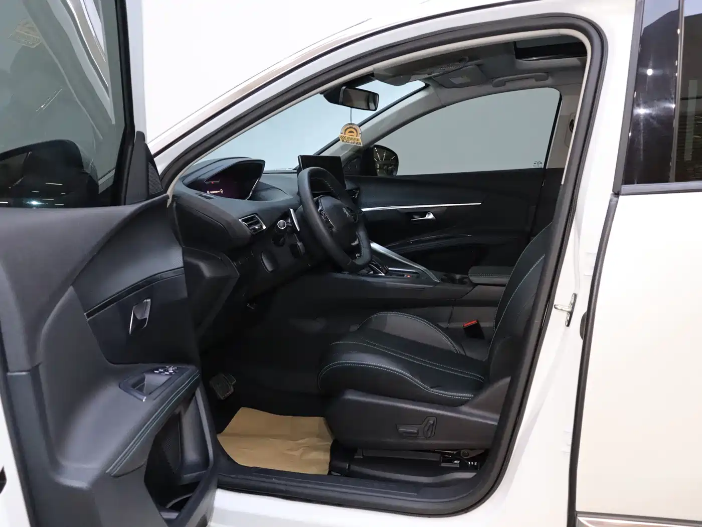 Peugeot 5008 2021 360THP 5-seater Performance Edition фото 14
