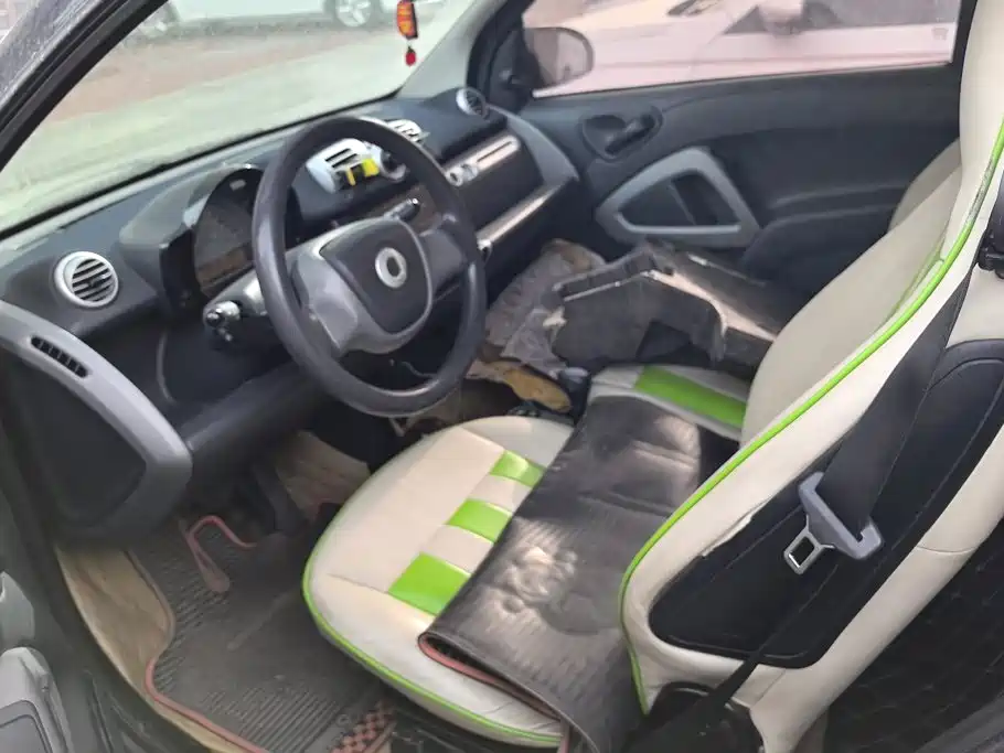 Photo 9 - smart fortwo