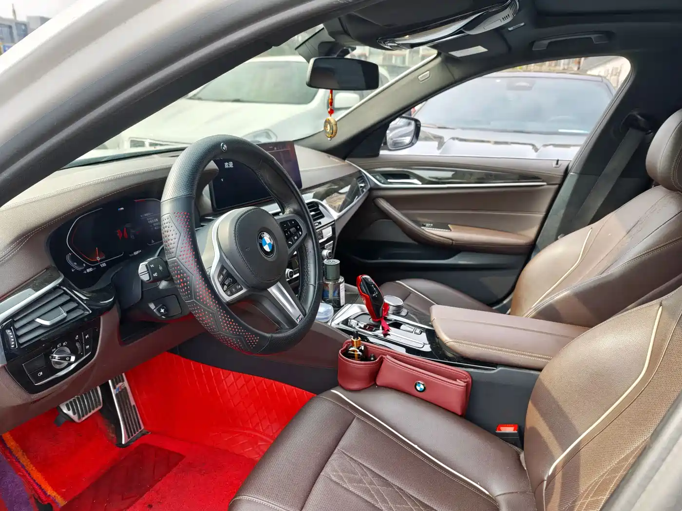 BMW 5 Series 2021 525Li Luxury Package фото 5