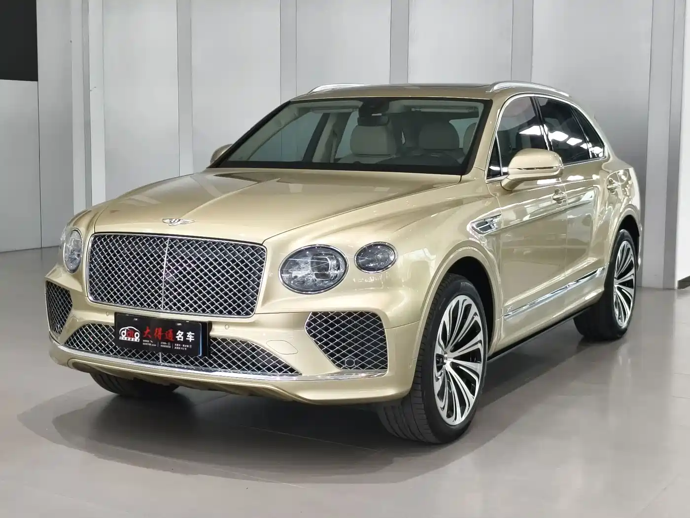 Bentley Bentayga 2022 — пригон из Китая