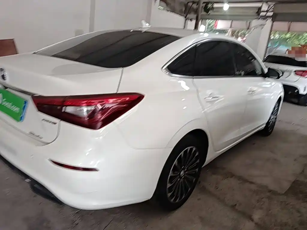 Changan Eado 2019 2018 High Energy Edition 1.6L GDI Auto Leading Edge Type China V