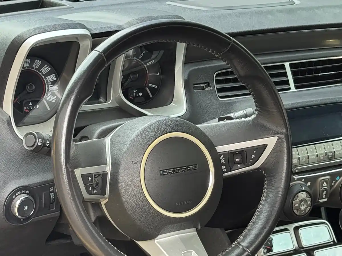 Chevrolet Camaro 2011 2011 3.6L Legend Performance Edition