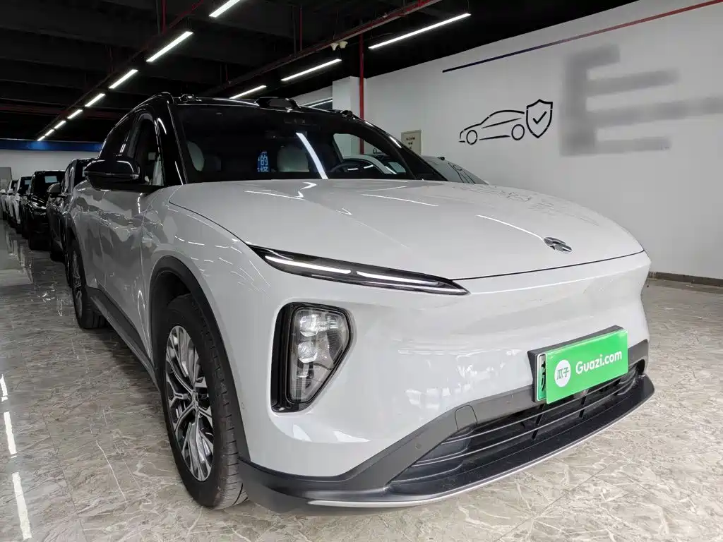 Фото 4 - NIO ES6