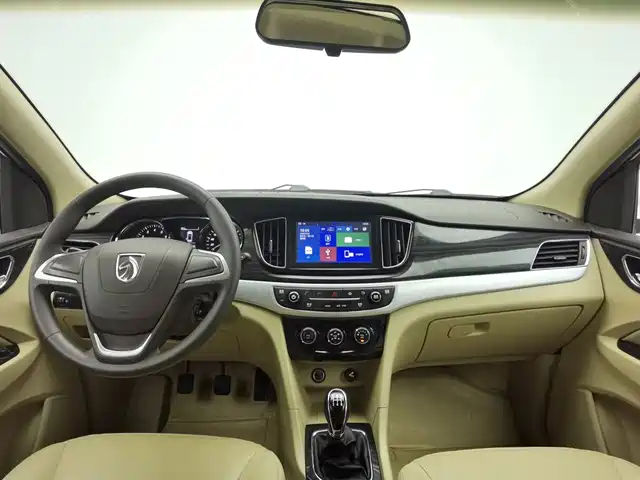 Baojun 730 2016 1.5L Manual Comfort 7-seater China V — фото 5