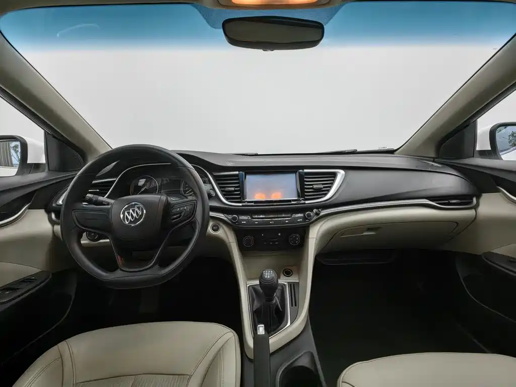 Photo 5 - Buick Excelle