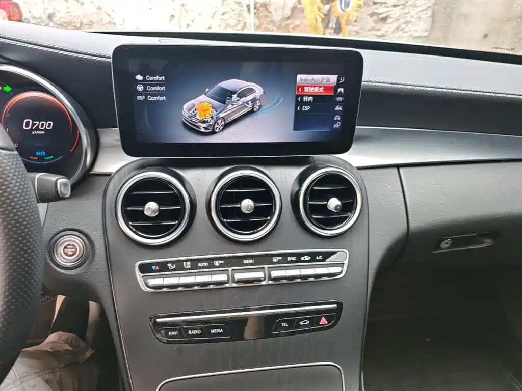 Mercedes-Benz C-Class 2020 Facelift C 260 L Sport фото 13