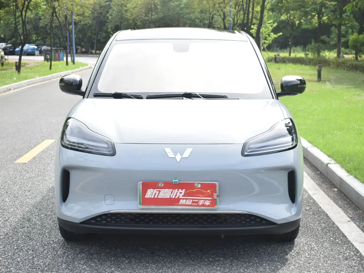 Photo 2 - Wuling Motors Wuling Binguo PLUS