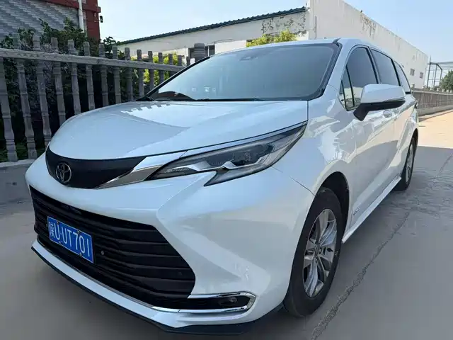  Toyota Toyota Sienna 2024 2.5L Hybrid Comfort Edition