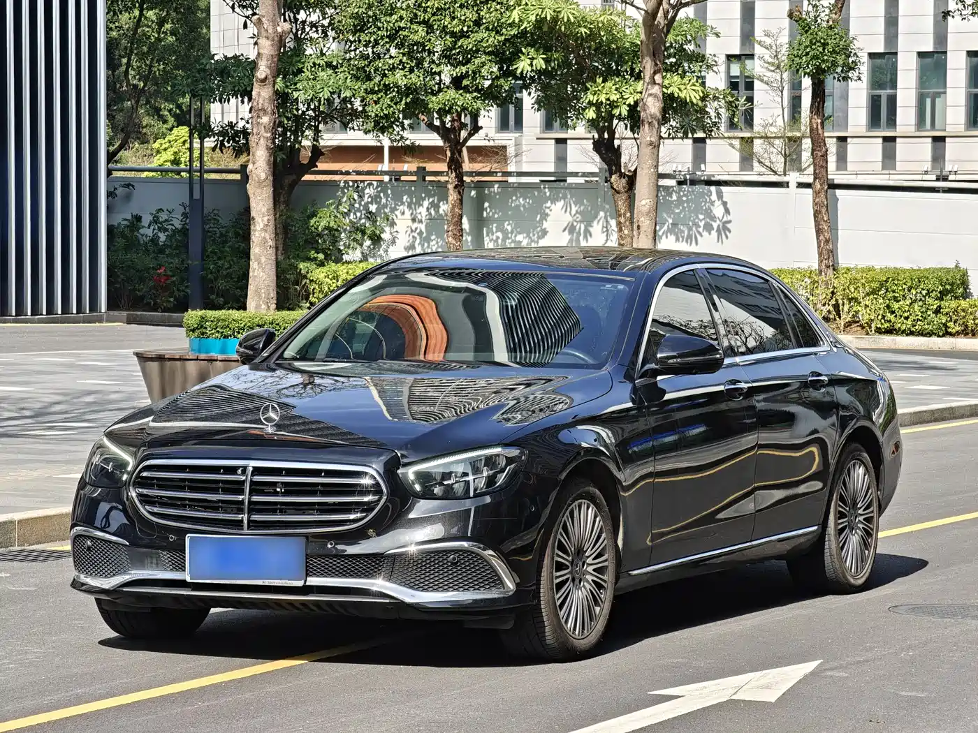 Mercedes-Benz E-Class 2021 E 300 L Fashion