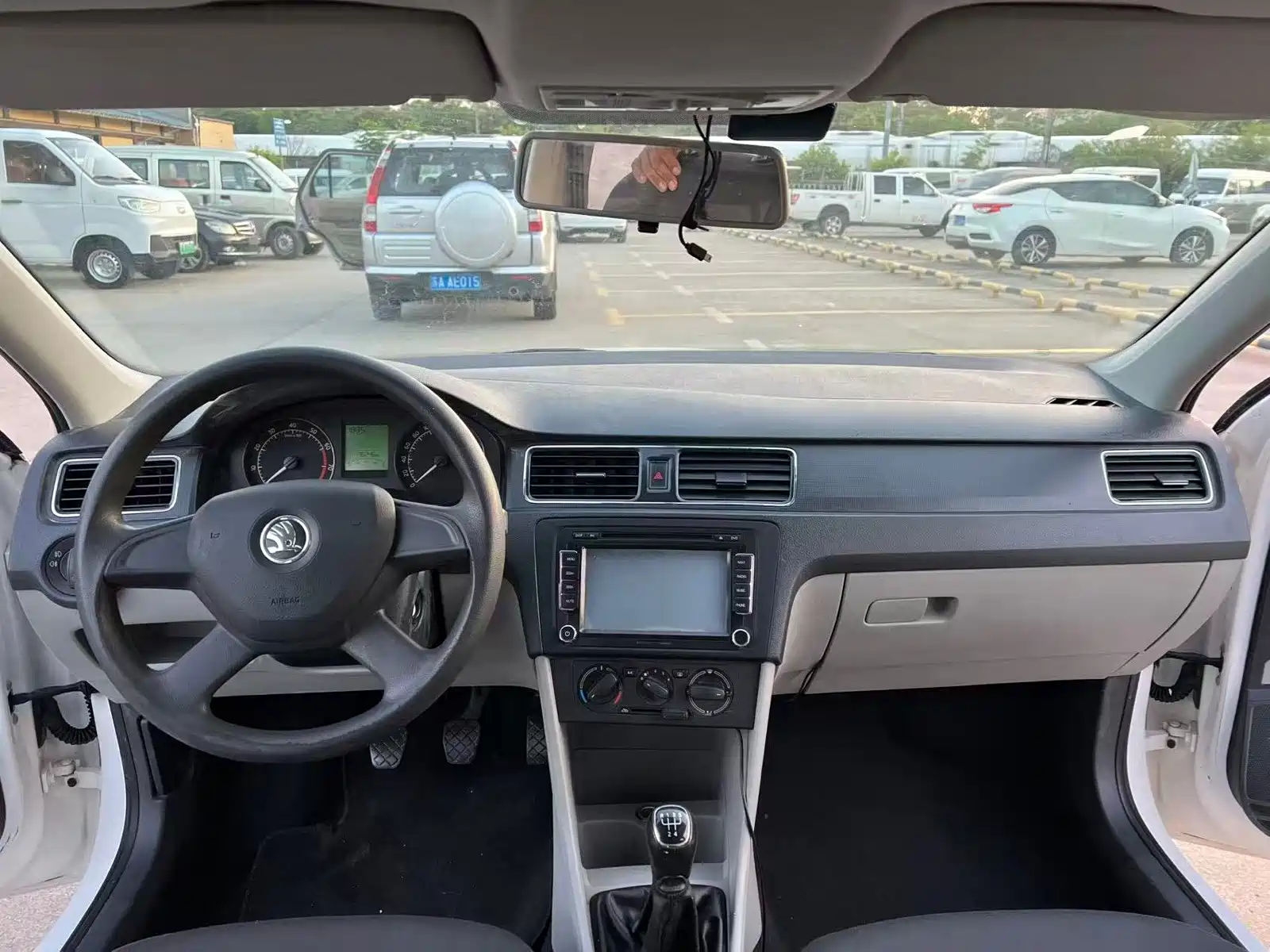 Фото 6 - Škoda Rapid