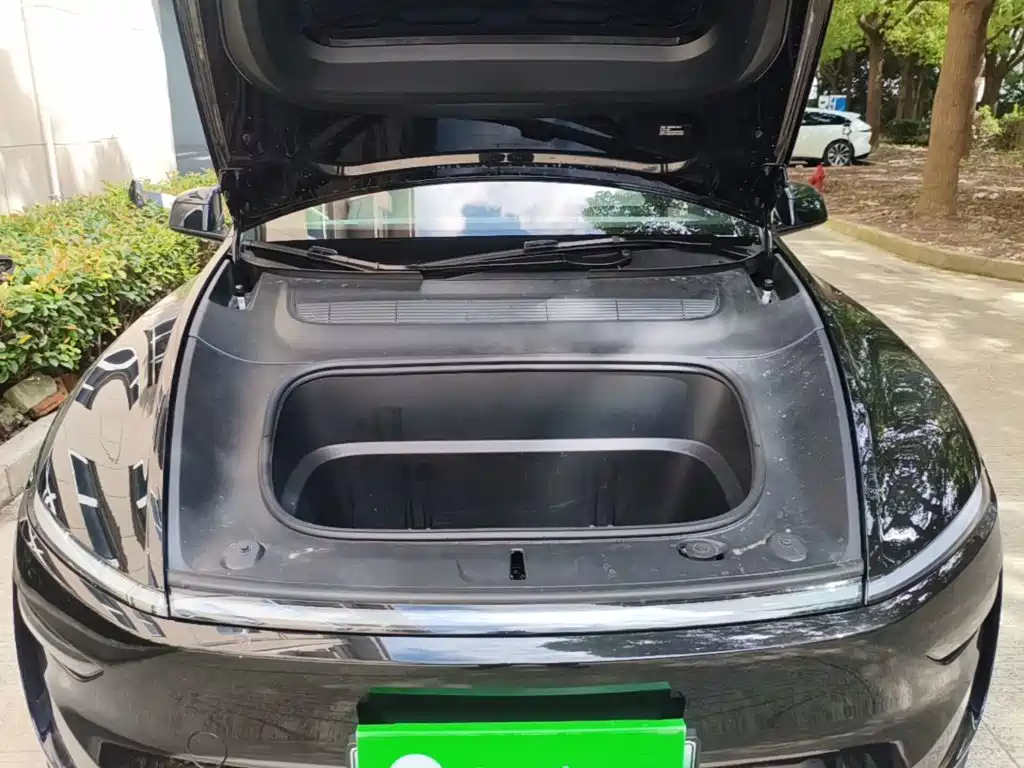 Tesla Model Y L 2025 2025 Facelift Long Range AWD