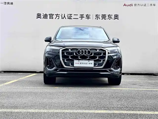Audi Q7 2024 55 TFSI quattro S line Sport — фото 2