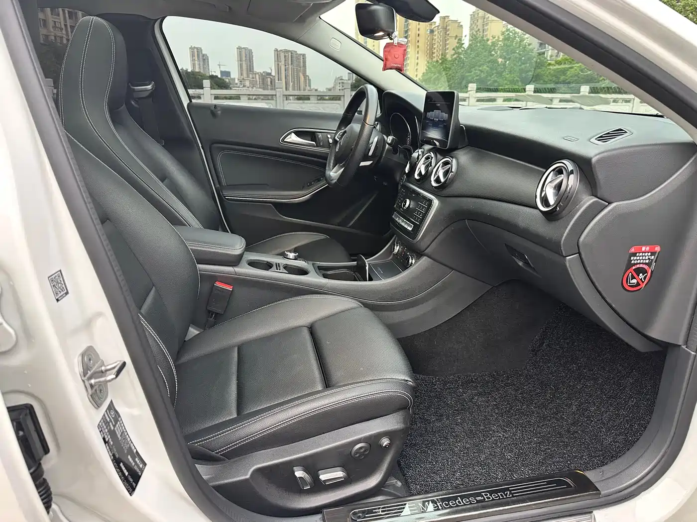 Mercedes-Benz GLA 2019 GLA 200 Dynamic фото 7