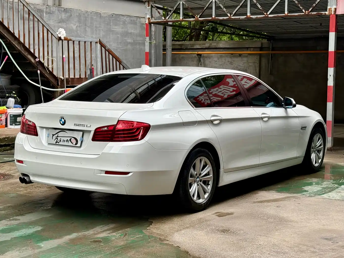 BMW 5 Series 2014 520Li Elegance фото 6