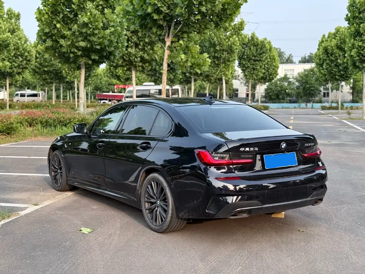 BMW 3 Series 2020 325Li M Sport Black Night Package фото 6