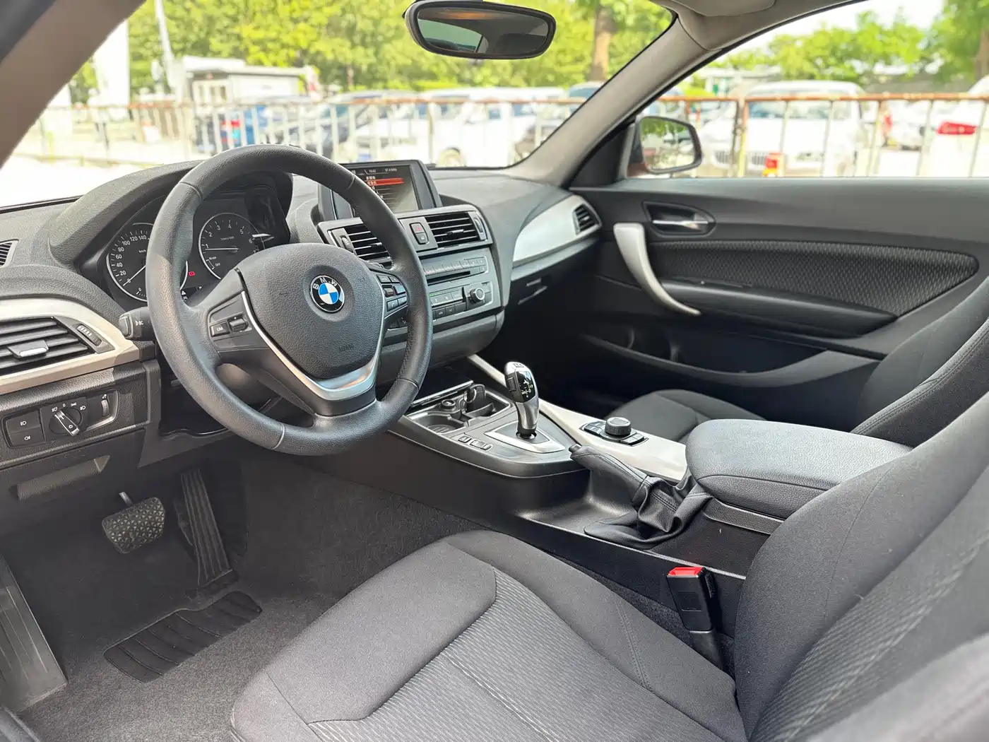 BMW 2 Series (Import) 2015 2014 220i Leading