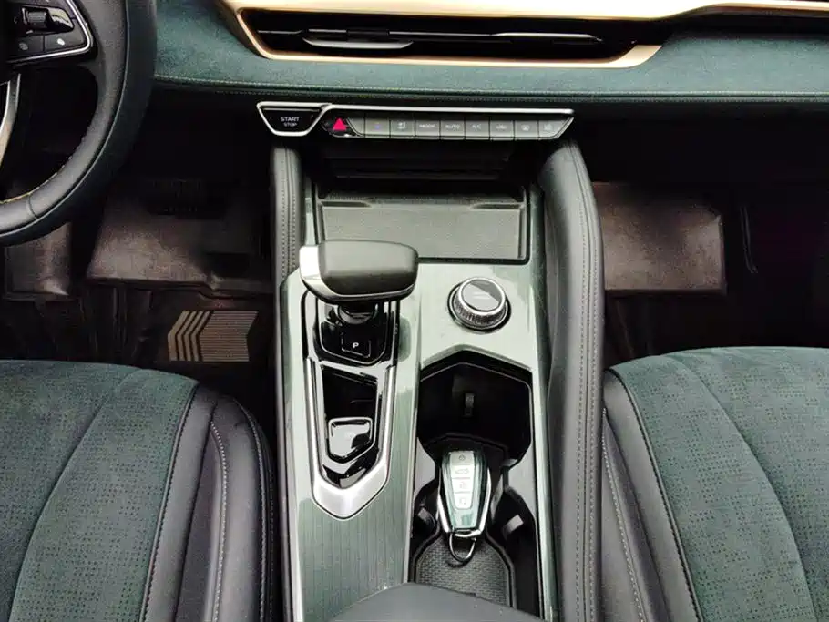 GEELY AUTOMOBILE XINGYUE L