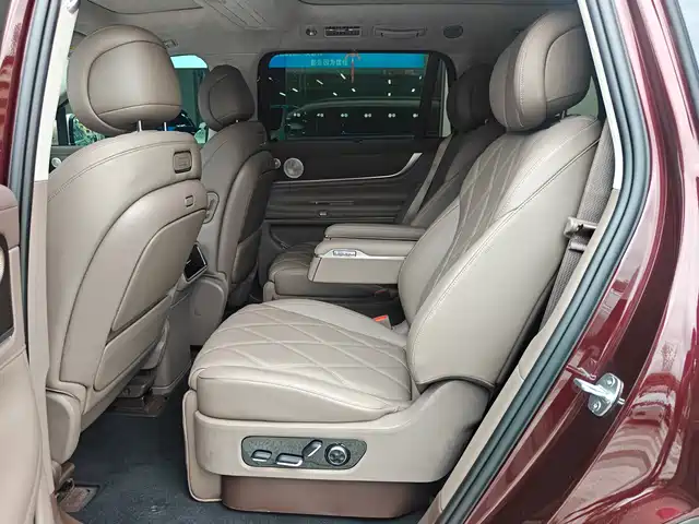 AITO Wenjie AITO M9 2025 Extended Range Ultra 52kWh 6-Seater — фото 3