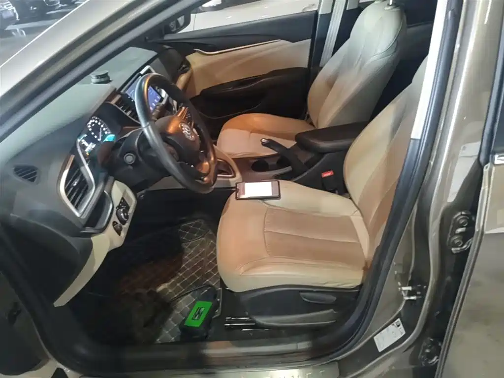 Buick Excelle 2016 15N Automatic Elite фото 15