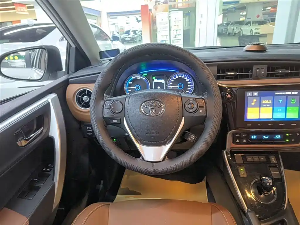 Toyota Levin Twin Engine E+ 2019 1.8PH V E-CVT Luxury Edition фото 11