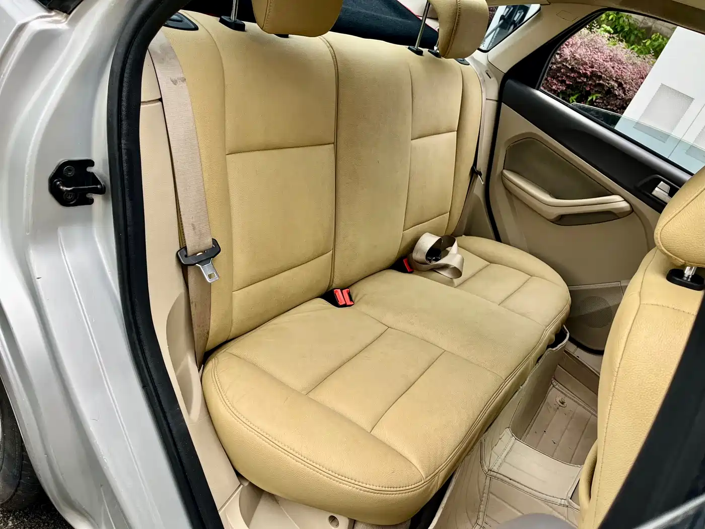 Ford Focus 2011 2011 Sedan 1.8L Manual Comfort