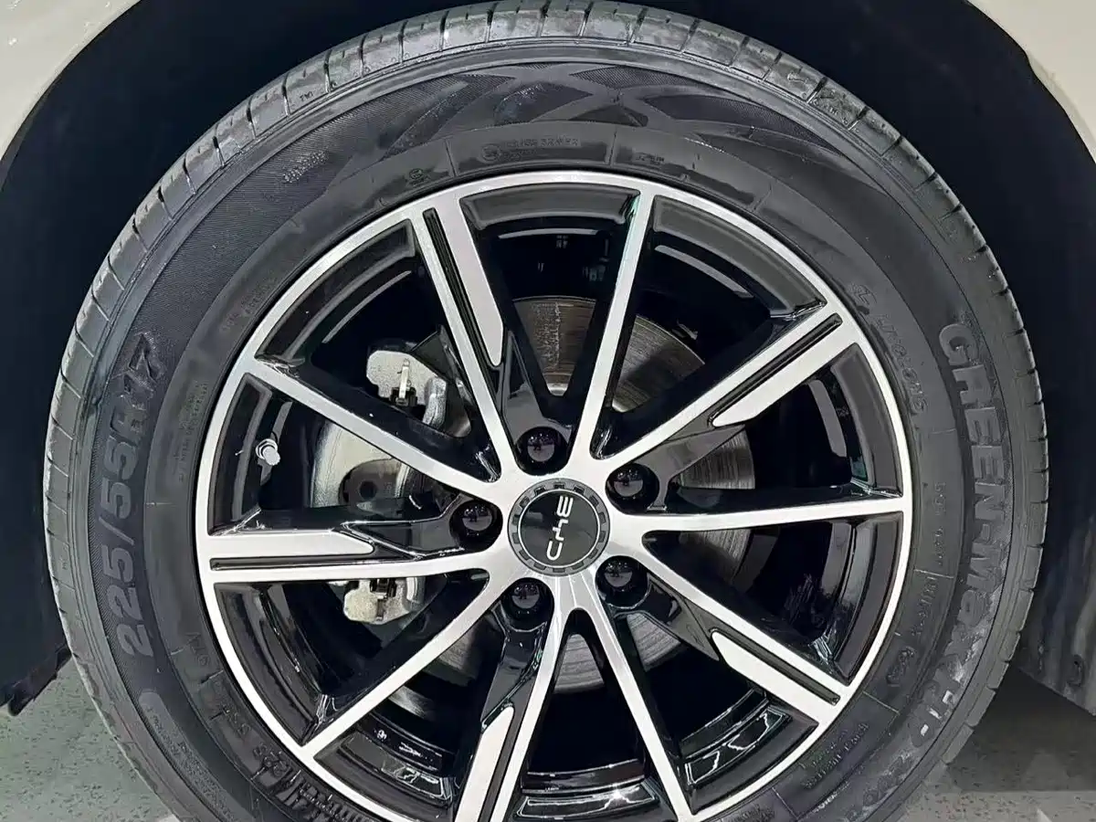 BYD Seal 06 New Energy 2025 DM-i Smart Drive Edition 120KM Luxury фото 13