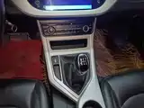 Фото 14 - Geely Vision