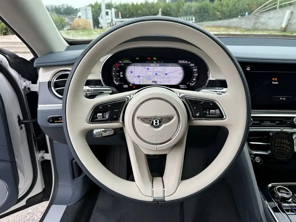 Bentley Flying Spur Plug-in Hybrid 2025 Model Year 4.0T V8 Mulliner фото 26
