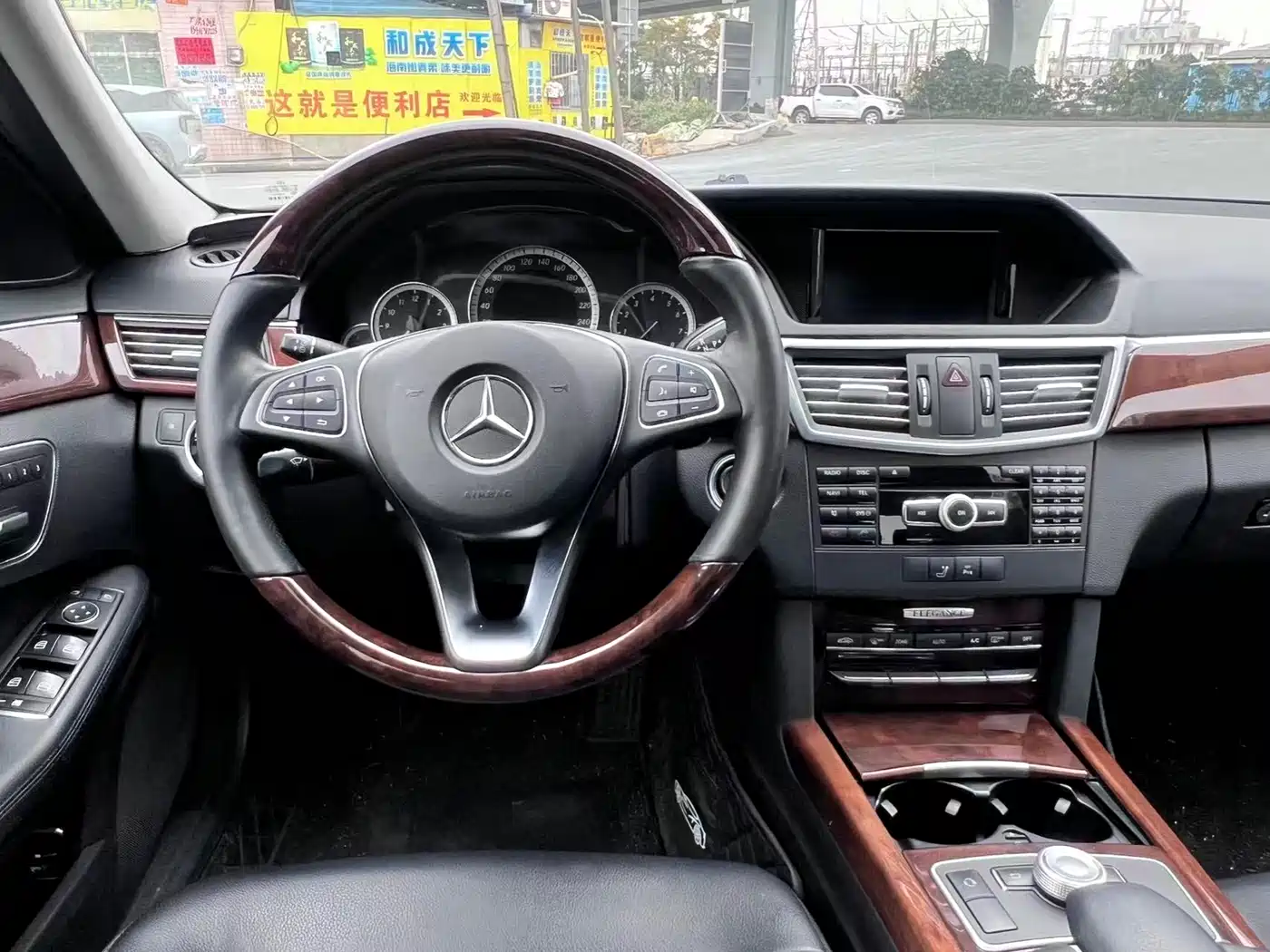 Mercedes-Benz E-Class 2012 E 200 L CGI Elegance фото 7