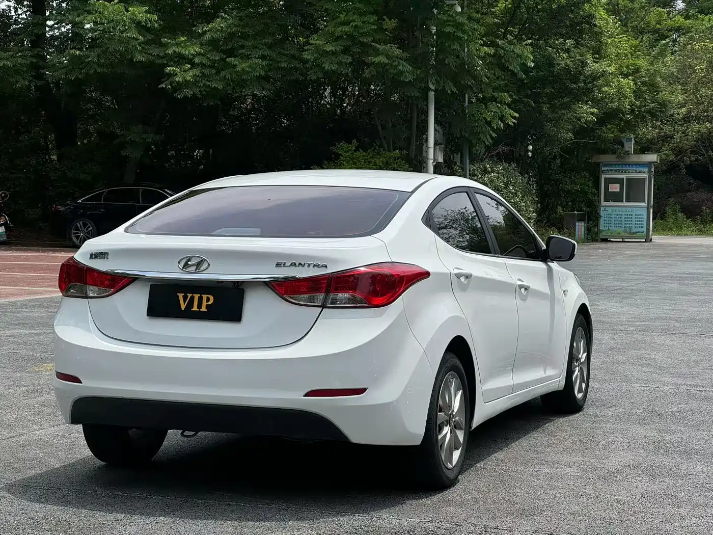 Hyundai Langdong 2015 1.6L Manual Trend фото 6