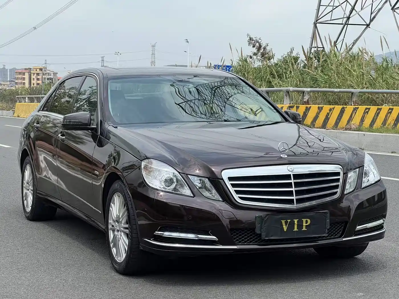 Mercedes-Benz E-Class 2012 E 200 L CGI Elegance фото 3
