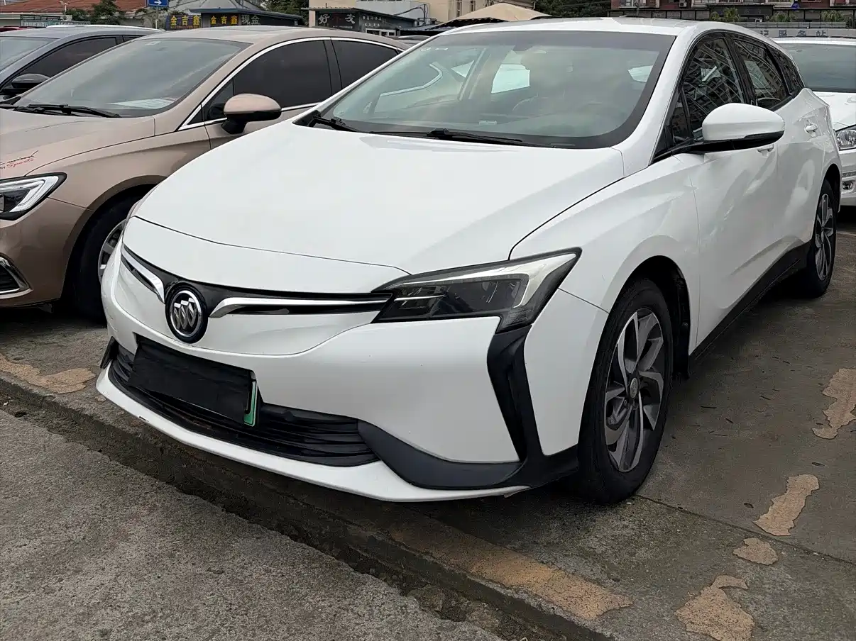 Buick Velite 6 2019 Connected Fashion Edition