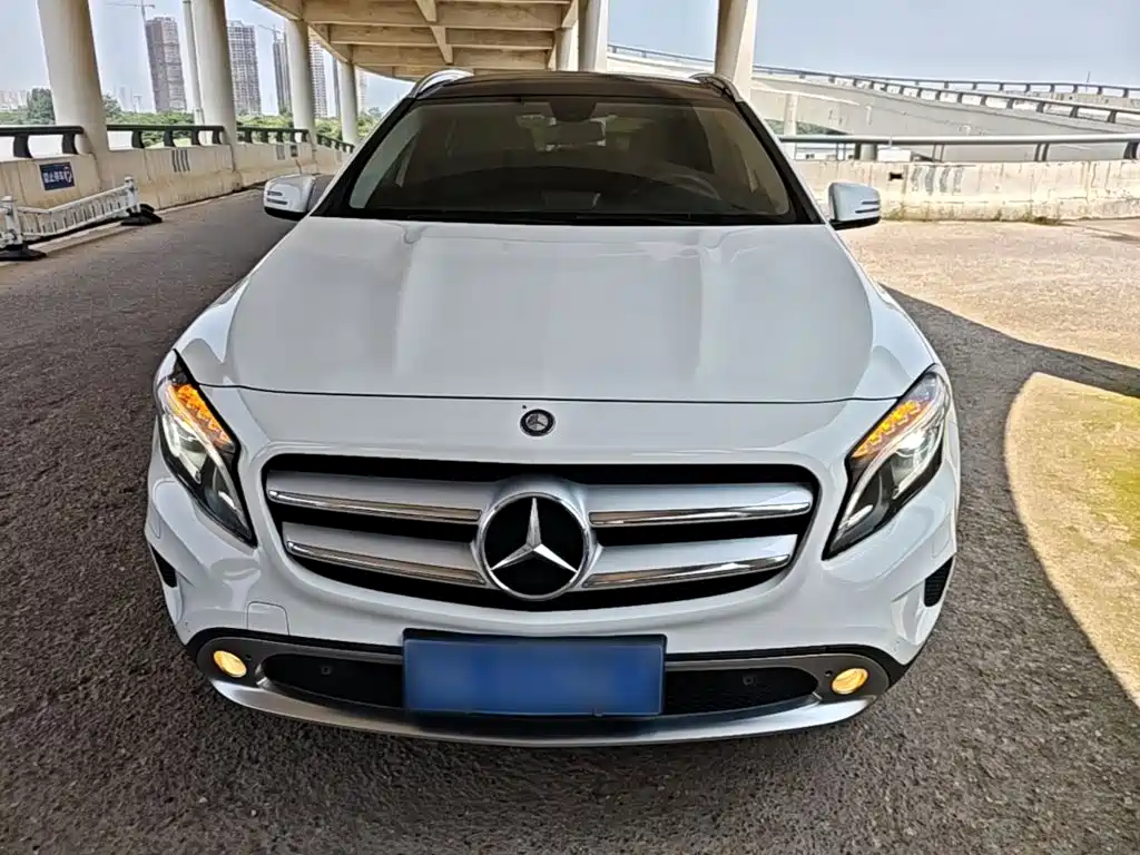 Mercedes-Benz GLA 2015 2015 GLA 220 4MATIC Fashion Edition