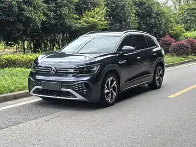 Volkswagen ID.6 CROZZ