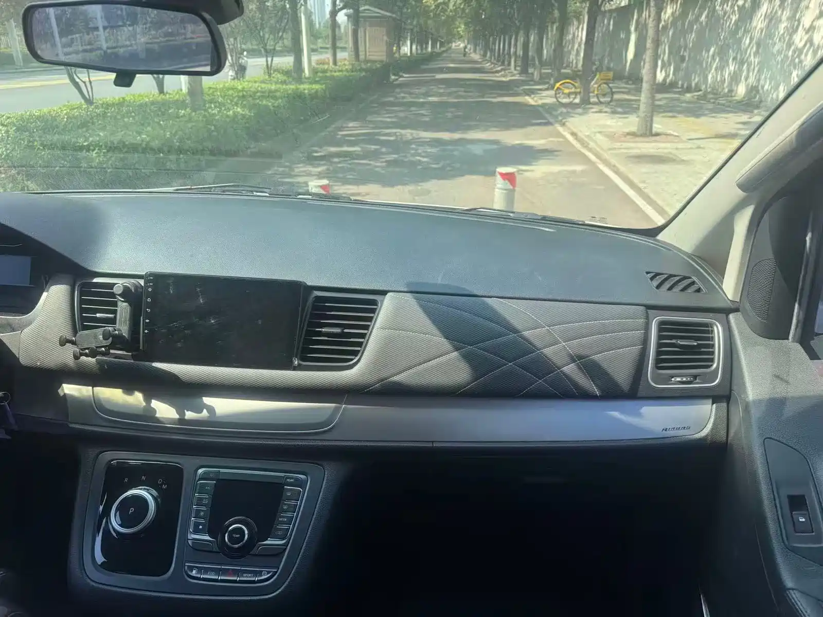 Photo 12 - Maxus G20
