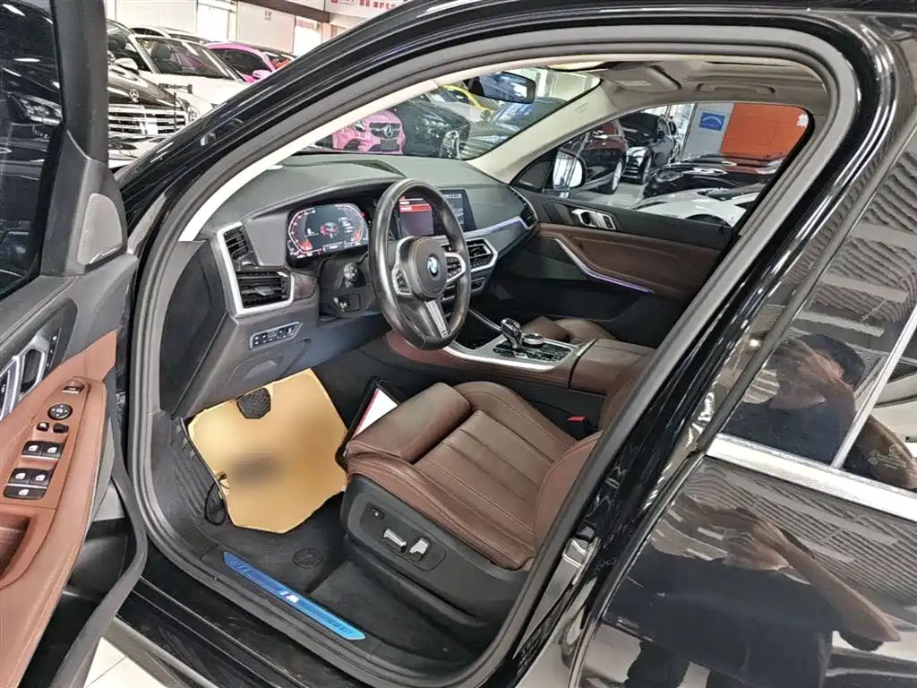 BMW X5 (Import) 2020 xDrive40i M Sport Package фото 16